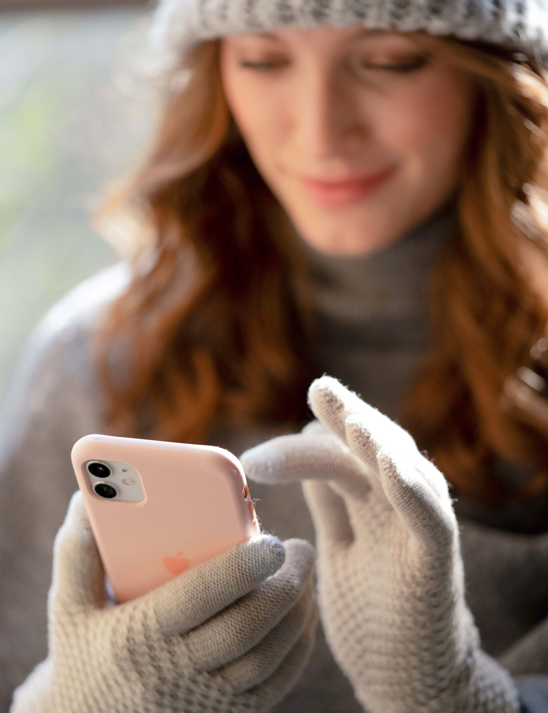 Frosted Pebble Tech Glove