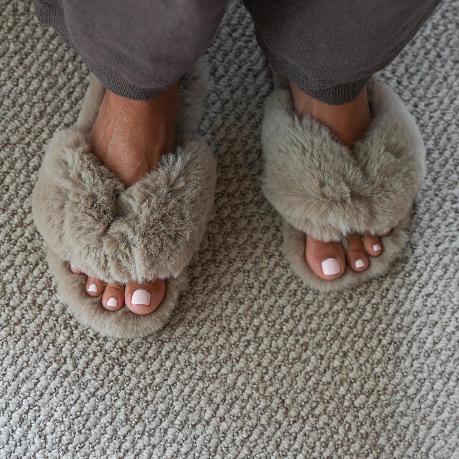Slippers – Lemon Collections